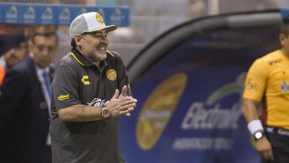 Con Maradona al frente, Sinaloa arriba a CDMX para duelo con Pumas