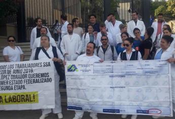 Desairan a trabajadores de contrato en reunión para analizar destino de presupuesto