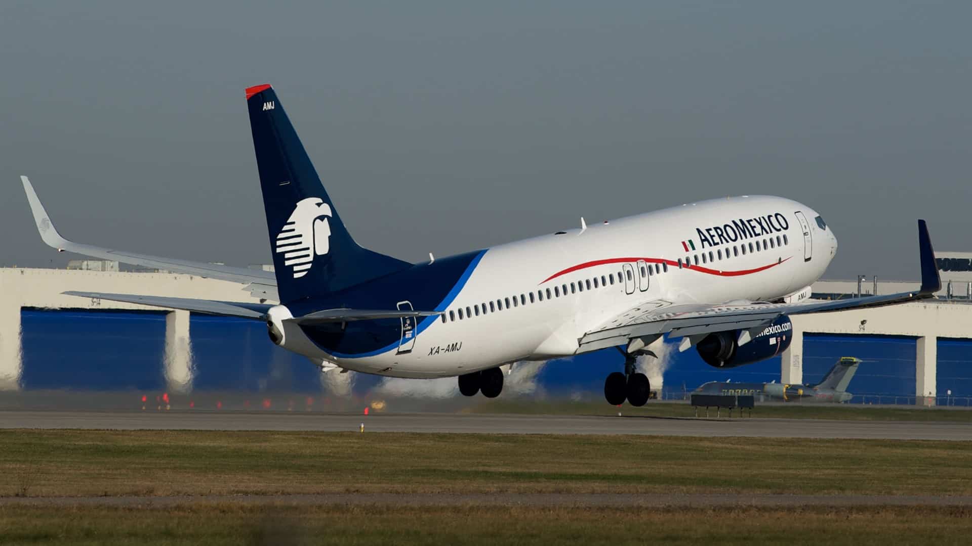 Aeroméxico cancela al menos nueve vuelos nacionales
