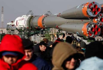 Despega nave espacial rusa Soyuz con suministro para estación espacial