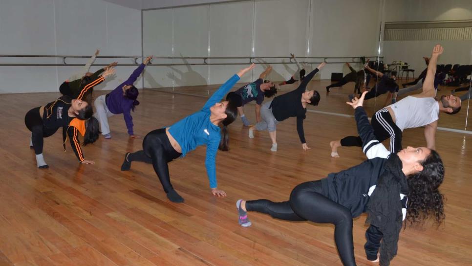 Concluyen diplomado ejecutantes y coreógrafos en teatro Ingenio