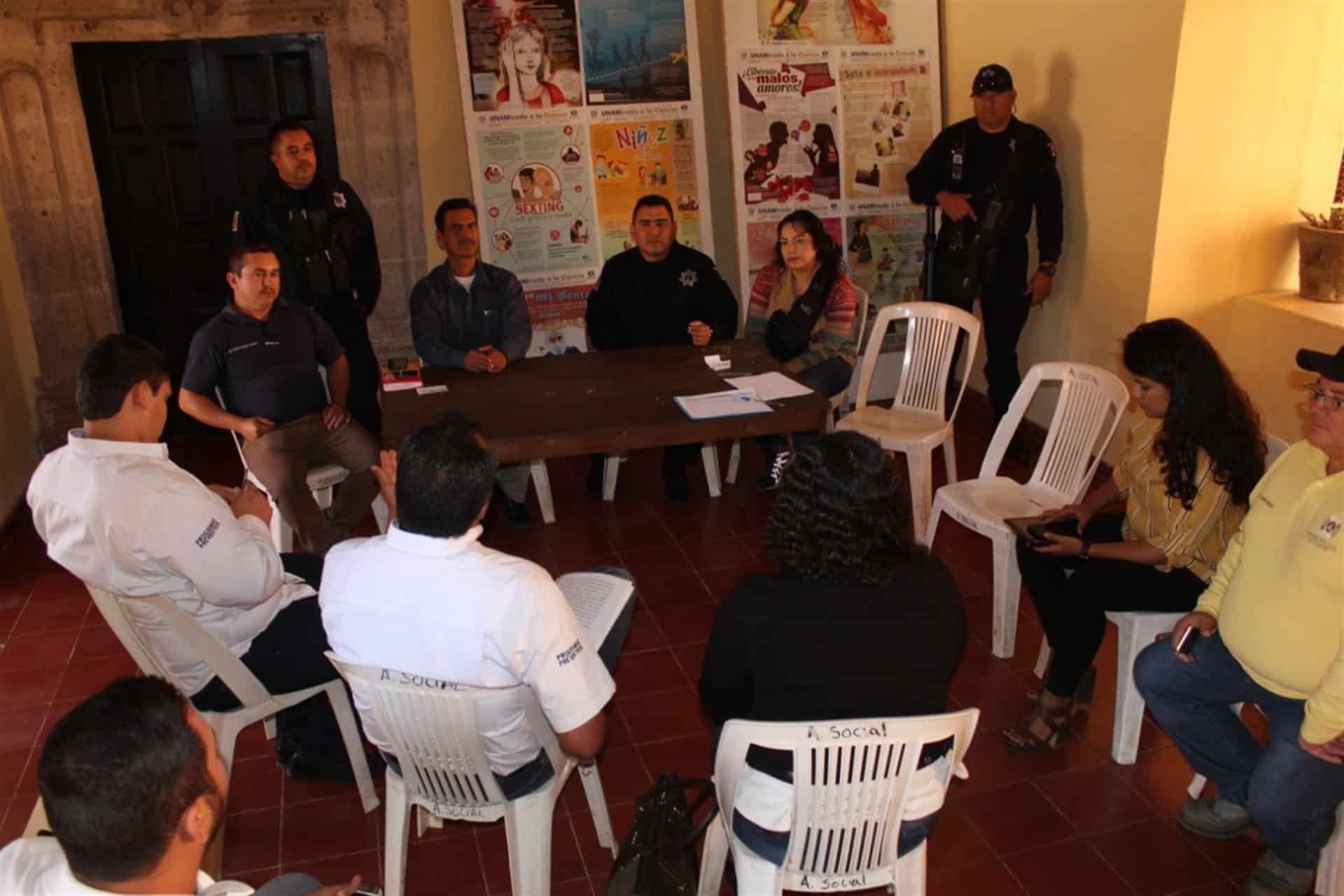 Llevan a cabo en El Fuerte consulta ciudadana