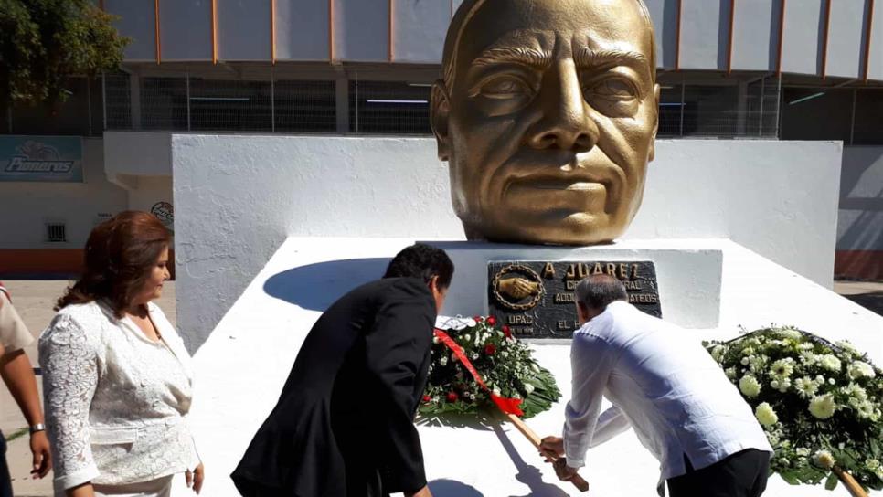 Masones conmemoran el CCXIII aniversario del natalicio de Benito Juárez