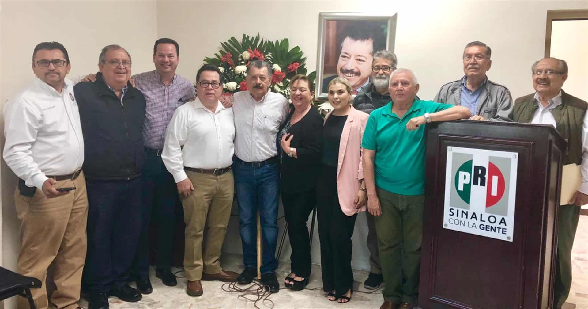 Priistas rinden homenaje a Colosio en Los Mochis