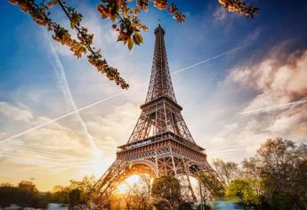 Torre Eiffel celebra 130 años de existencia