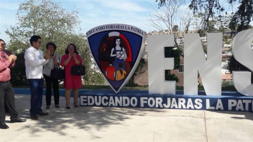 Celebra Escuela Normal de Sinaloa su aniversario 72