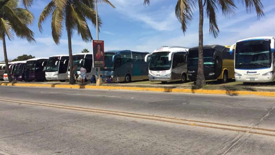 Llena a Mazatlán turismo nacional “chartero”