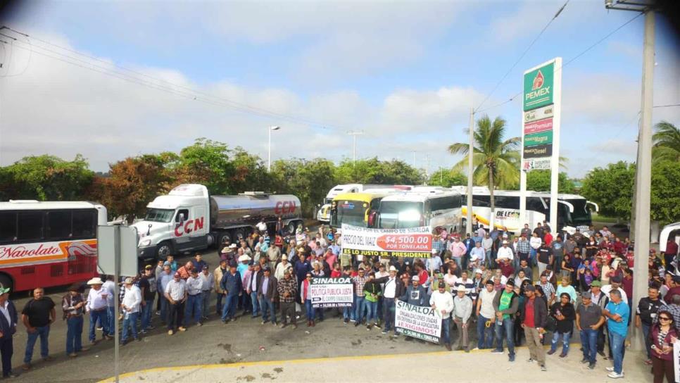 Agricultores sinaloenses viajan a la Ciudad de México