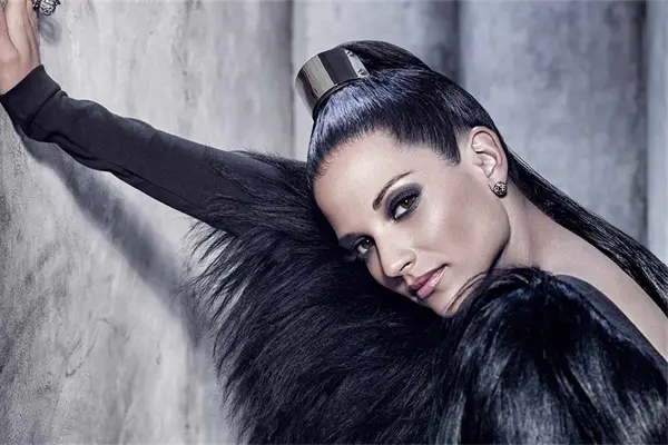 Es posible el empoderamiento femenino sin encueramiento: Natalia Jiménez Es posible el empoderamiento femenino sin encueramiento: Natalia Jiménez