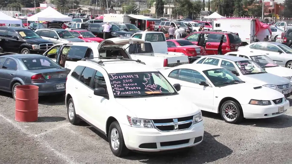 Puntos a considerar para comprar un auto seminuevo