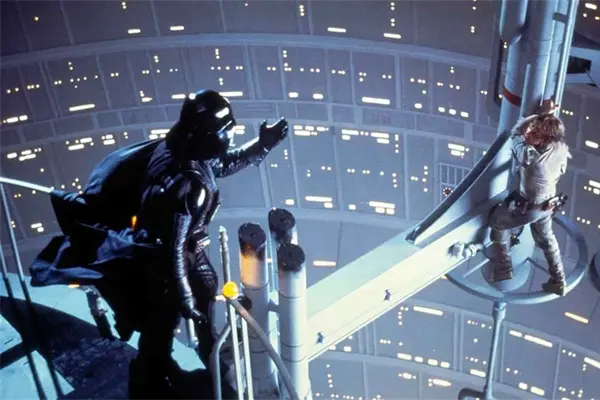 Disfraz de “Darth Vader” a subasta; esperan que alcance dos mdd