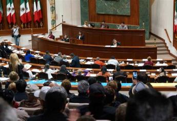 Limitan acceso de integrantes del CUCS al Congreso local