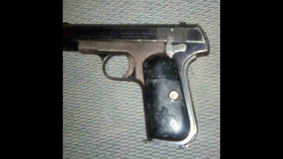 Detienen a sujeto con pistola calibre 380 y recuperan vehículo robado