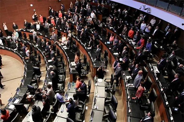 Senado aprueba reforma educativa de AMLO Senado aprueba reforma educativa de AMLO