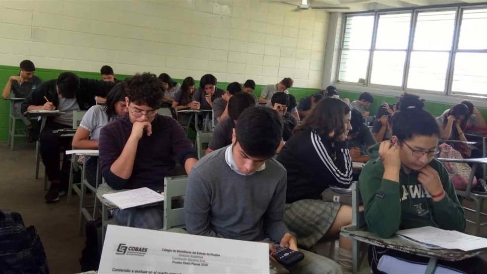 Participan 11 mil alumnos en adiestramiento en la prueba Planea