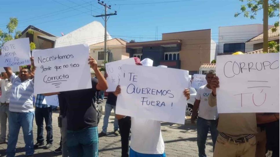 Se manifiestan trabajadores de la construcción en Mazatlán