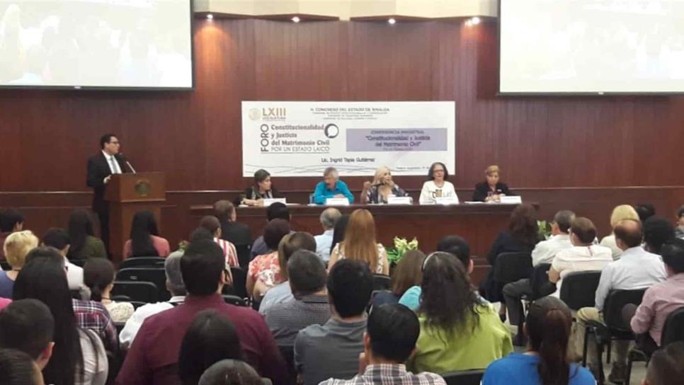 Defienden el matrimonio civil como institución