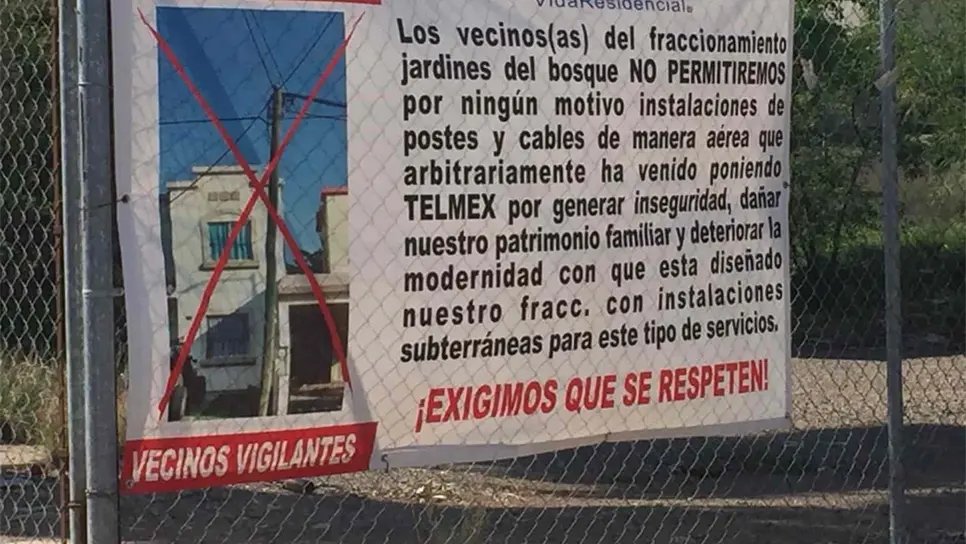 Acusan a Telmex de contaminación visual en Los Mochis