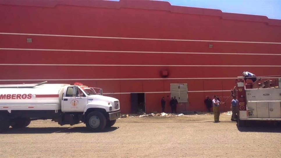 Vandalizan e incendian sala de Cinemex en Los Mochis