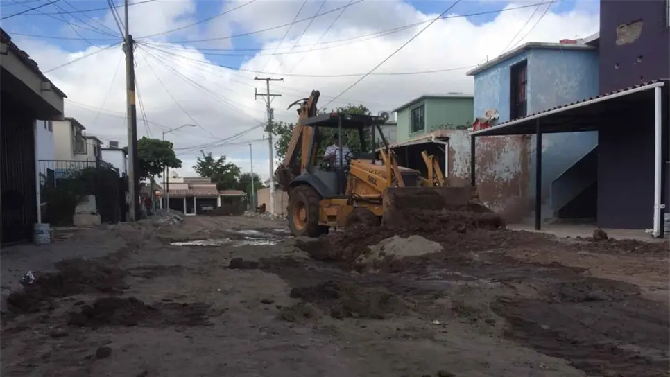 Inicia pavimentación en Infonavit Palos Verdes