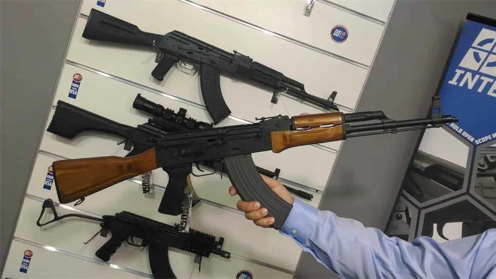 Rusia instala en Venezuela fábrica de fusiles AK-47
