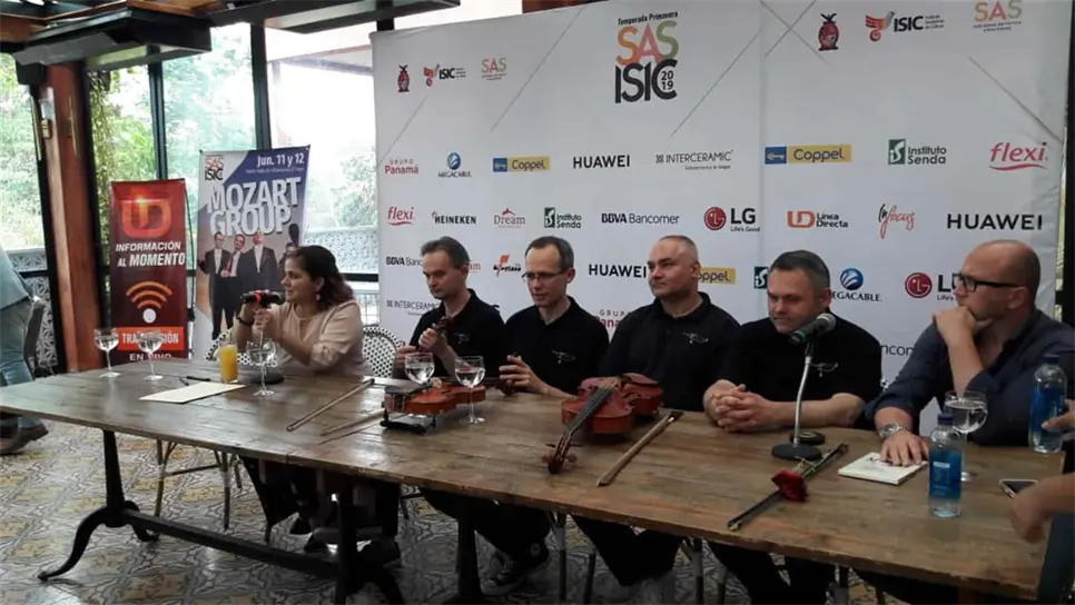 Llega a Culiacán MozART group, comedia musical