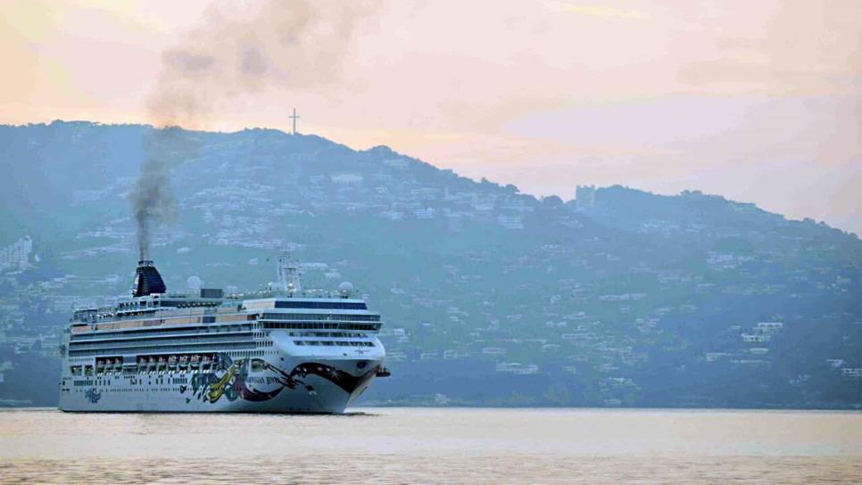 Cruceros envenenan el aire de los destinos turísticos europeos