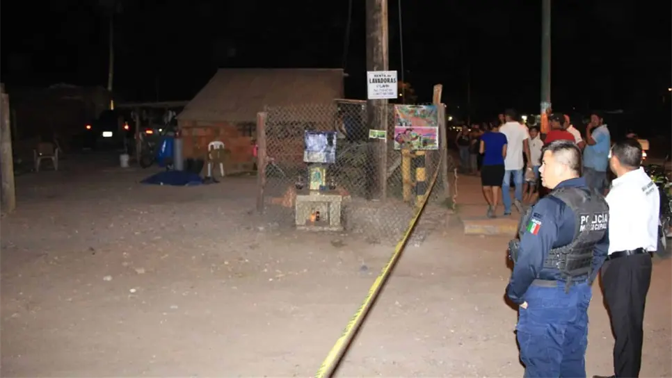 Ejecutan a hombre en el patio de su casa en Culiacán