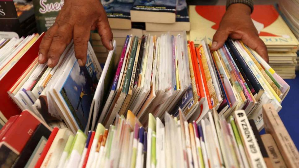 No tires tus libros, ayuda a los niños con cáncer