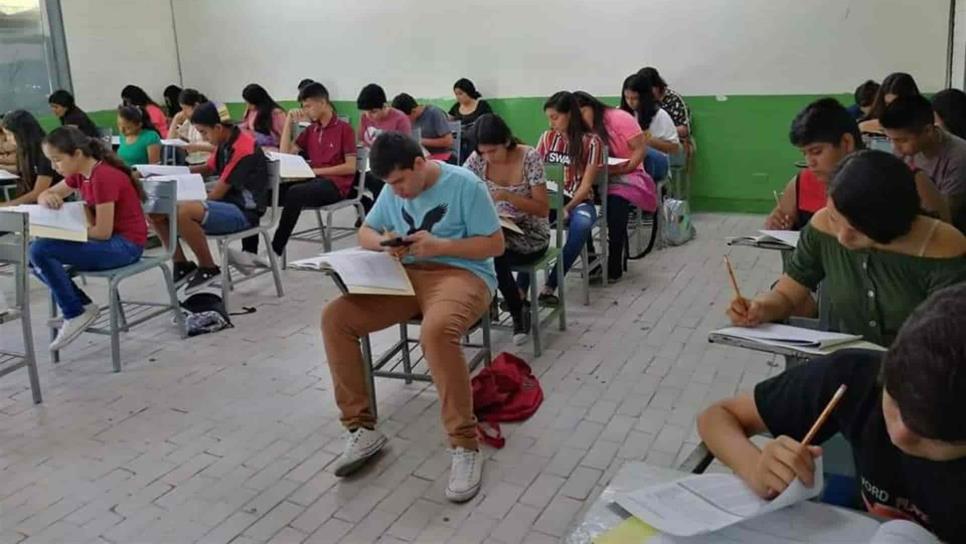 Presentan examen de ingreso más de 13 mil alumnos en Cobaes