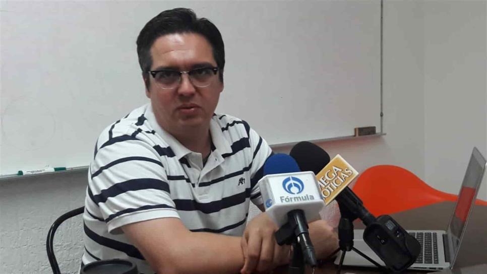 Ordenan a la FGE hacer público expediente de Ernesto Echeverría