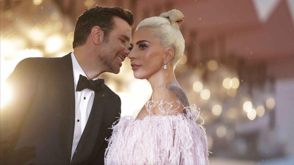 Revista dice que Lady Gaga está embarazada de Bradley Cooper