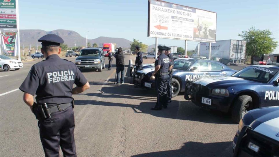 Policía Federal de Caminos no desaparece, aclara AMLO