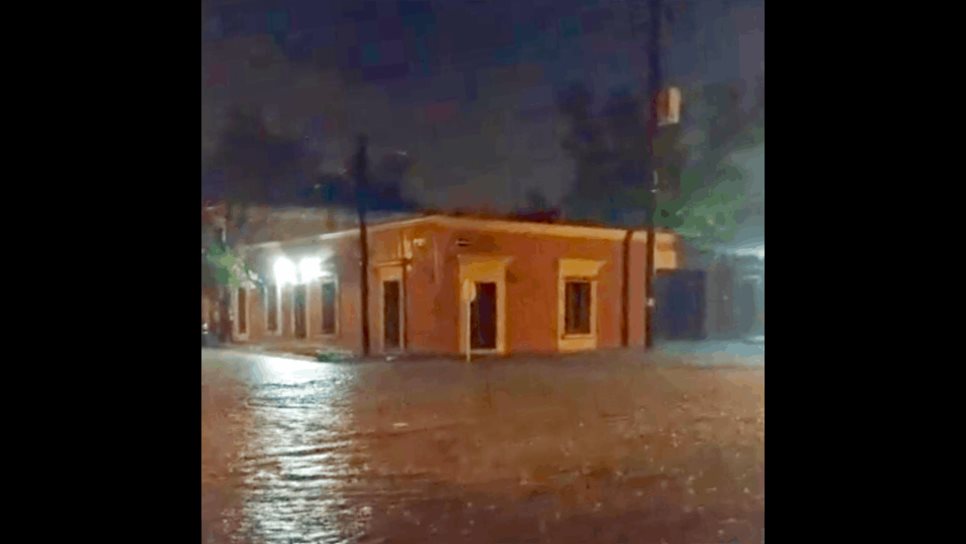 Tromba azota a comunidades de El Fuerte