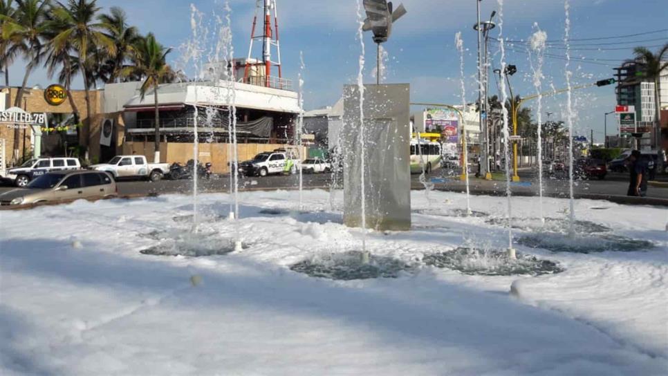 Vandalizan fuente en la zona turística de Mazatlán