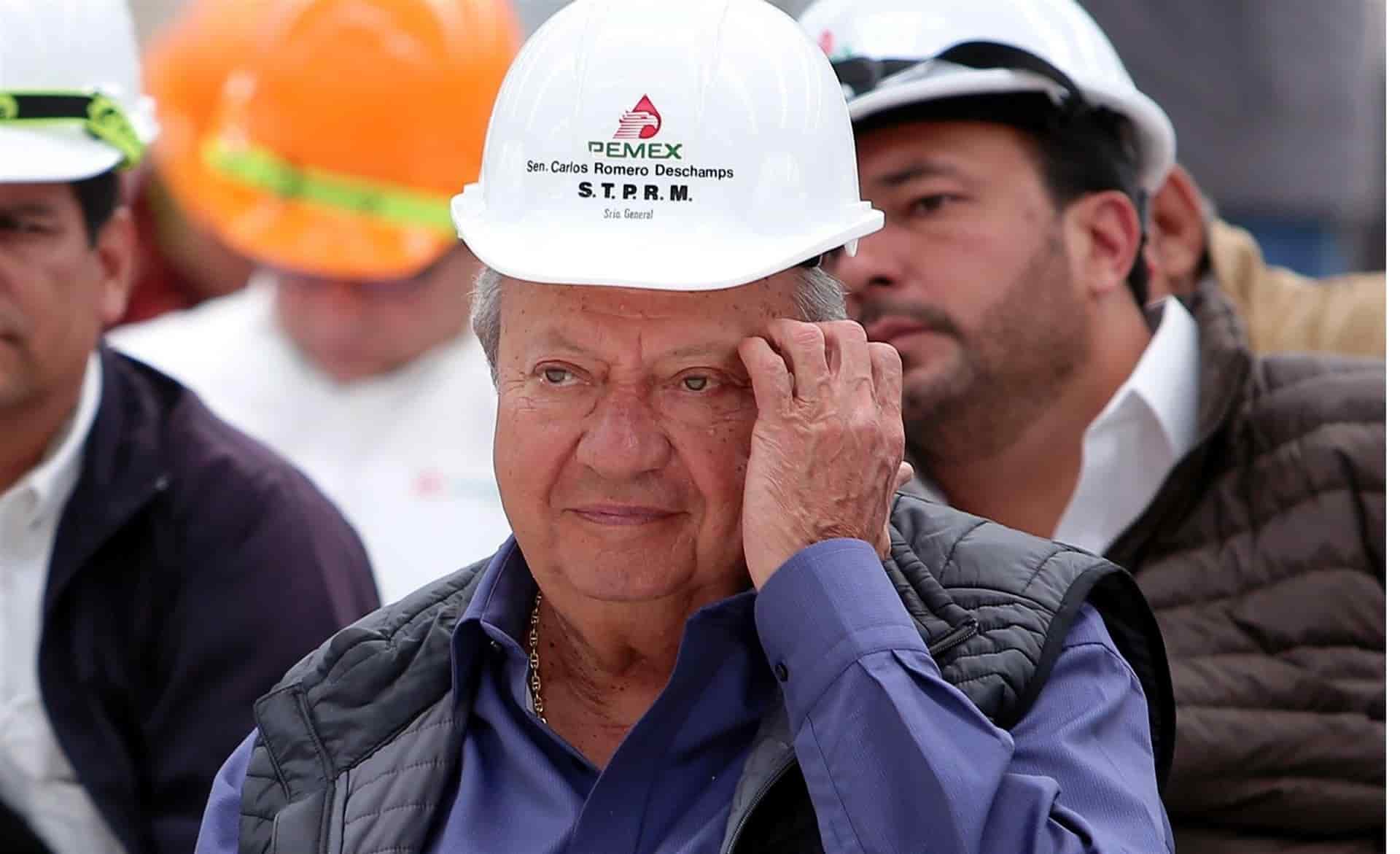 Revelan demanda contra Romero Deschamps y seis familiares