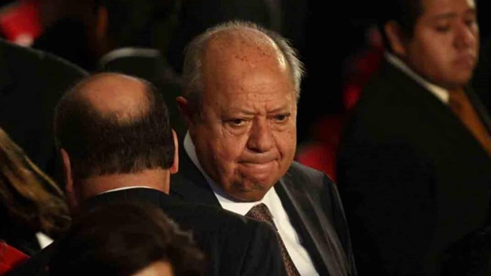 Petroleros expulsan a Carlos Romero Deschamps Petroleros expulsan a Carlos Romero Deschamps
