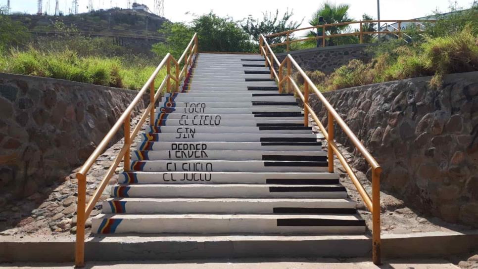 Reprueban vandalismo y homofobia en escaleras del Cerro de la Memoria