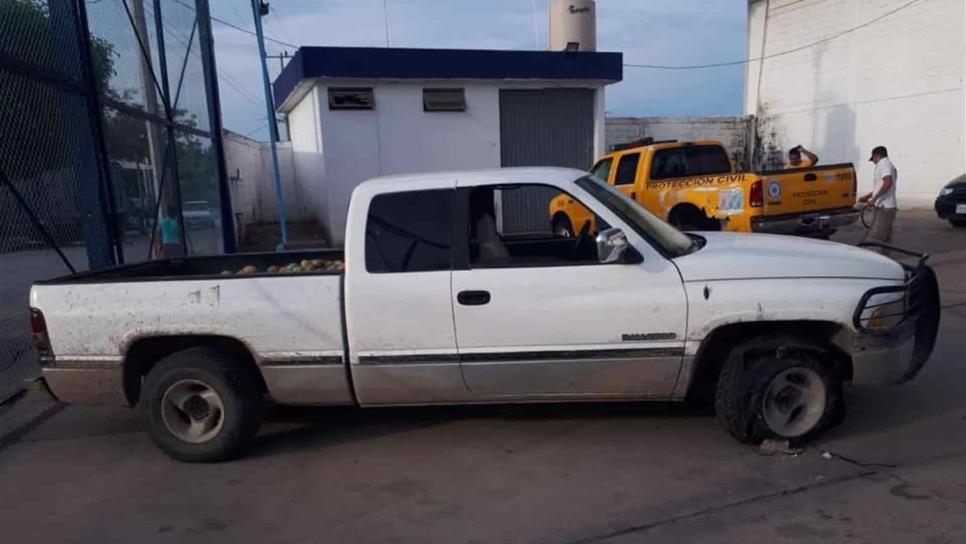 Aseguran camioneta de exsíndico por robo “hormiga” de mango en Escuinapa