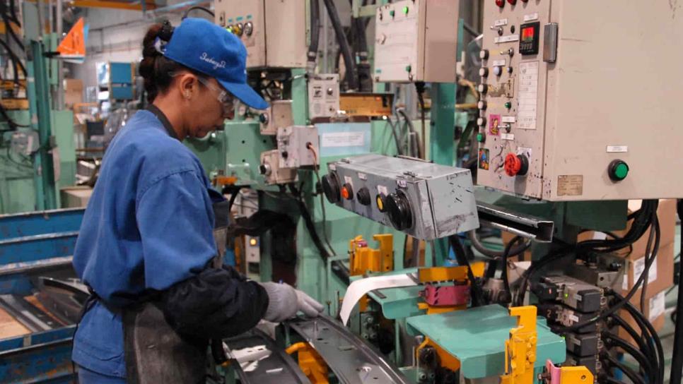 Producción industrial en México cae 0.4% en julio