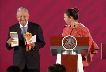 Ana Guevara celebra con AMLO histórico papel en Lima 2019