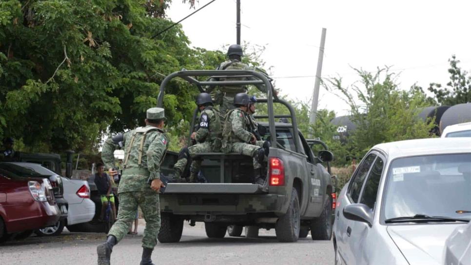 Despojan vehículo de lujo y efectivo a mujer en zona turística de Mazatlán