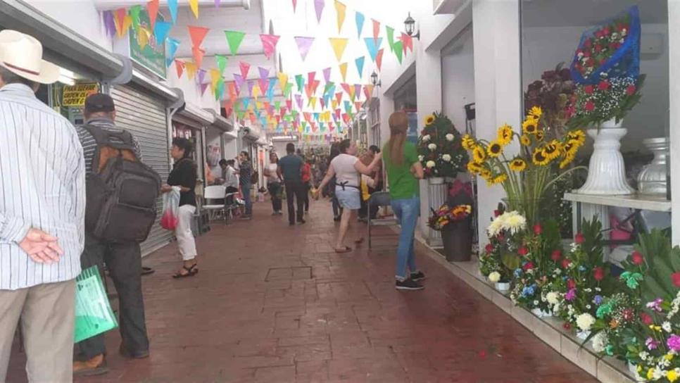 Revive mercado de Las Flores con trabajos de remodelación en Culiacán