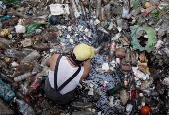 Ambientalistas buscan menor producción de plásticos en México