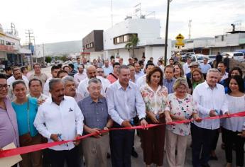 Inaugura Quirino calle y centro de negocios en el Mercado de Abastos