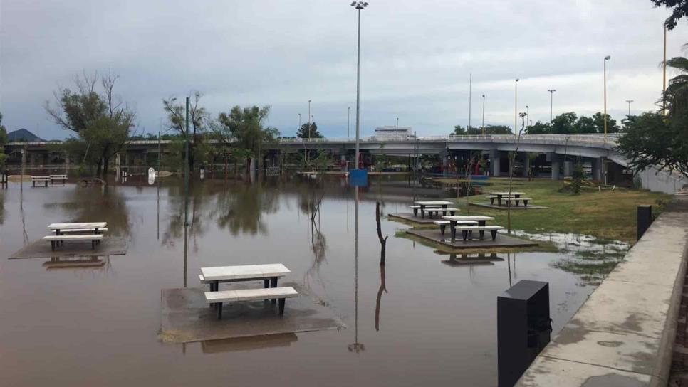 Por lluvias, se limita acceso a Parque Acuático y Las Riberas