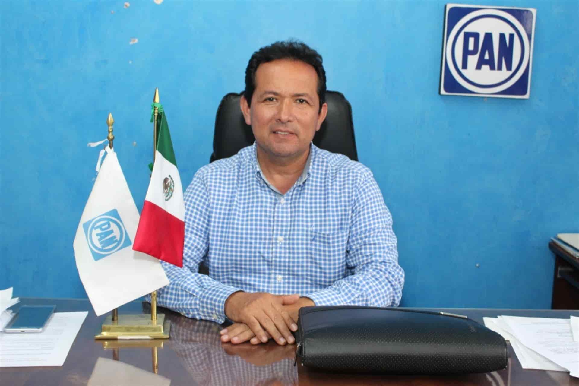 Dirigente y secretario del PAN se dan “jugosa” liquidación