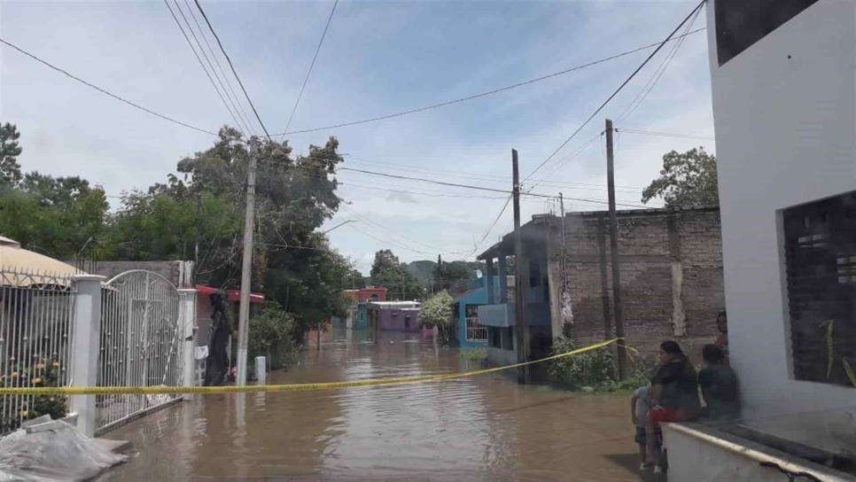 Implementa Coepriss acciones en zonas inundadas al sur de Sinaloa
