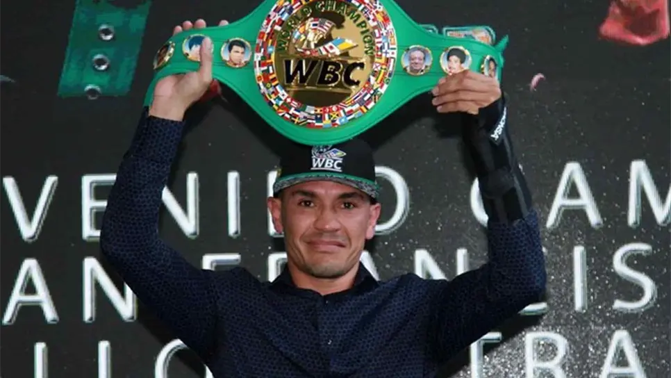 “Gallo” Estrada se estrena como campeón ante Dewayne Beamon