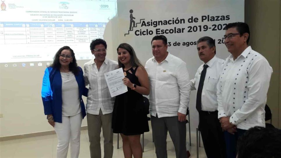 ¡Corre la lista en Sinaloa! entregan plazas a nuevos maestros